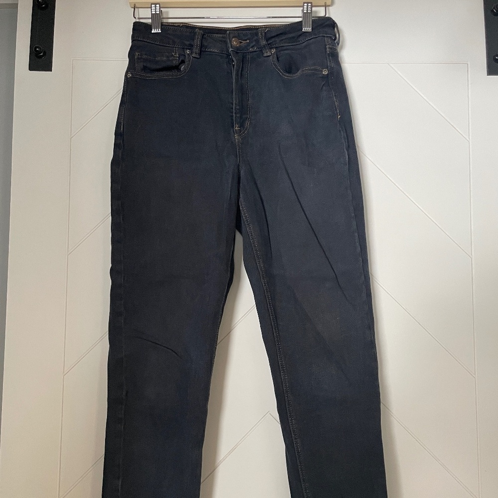 AE mom jeans